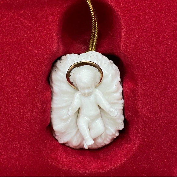 LENOX #6403927 Nativity The Holy Family Christmas Tree Ornament - Picture 4 of 13